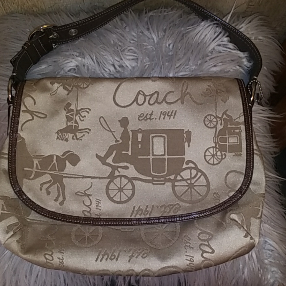 Large Coach Shoulder Purse